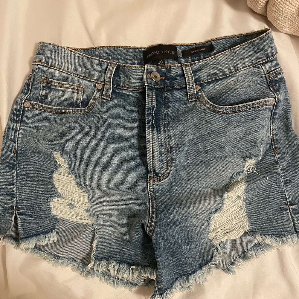 Kendall & Kylie frayed Jean shorts